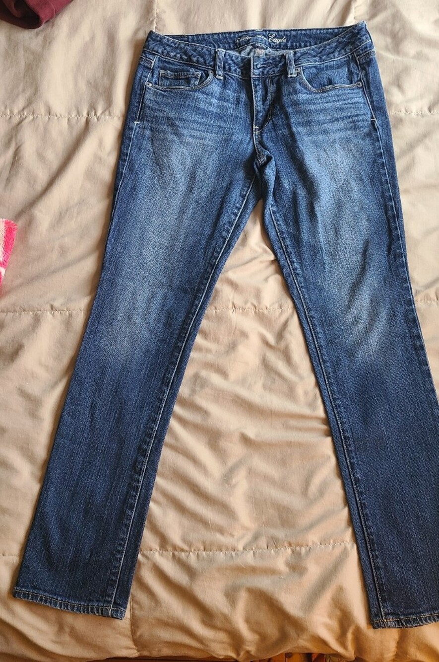 American Eagle Blue Women’s Jeans - Skinny Stretch, Size 10